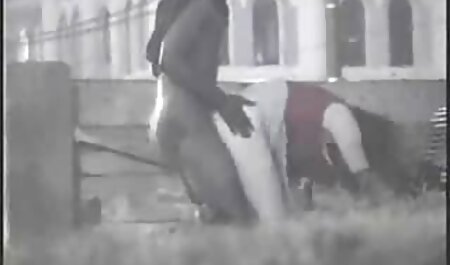 Lilu若いstroking彼女の日焼けした膣と精液a愛撫 女子 専用 無料 エロ 動画