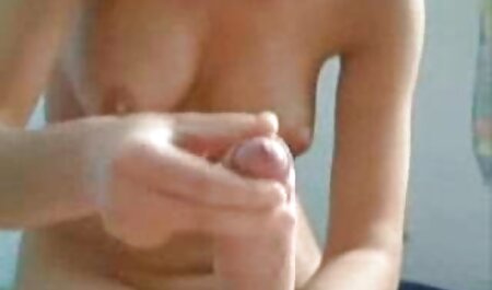 男は若い黒人と彼のコックの自然な胸に油を注いだ 女性 専用 動画 アダルト